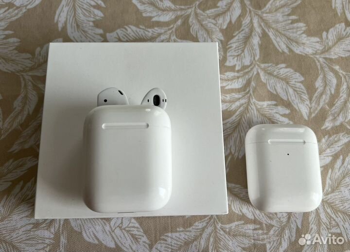 Наушники Apple Airpods 2