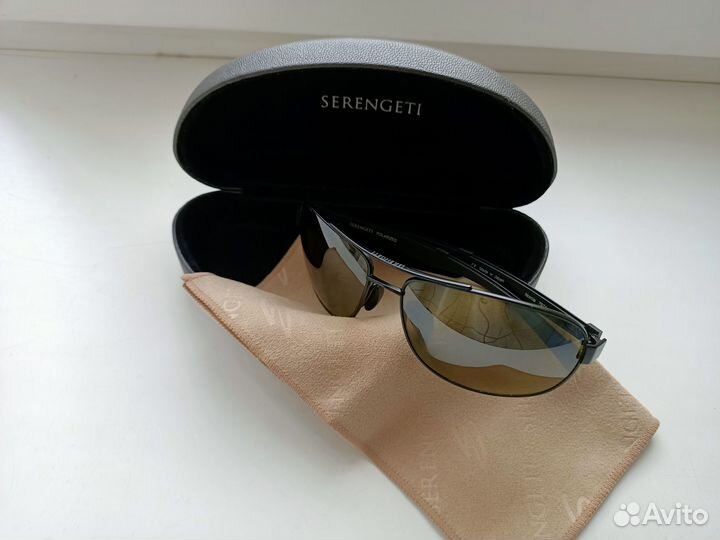 Солнечные очки мужские