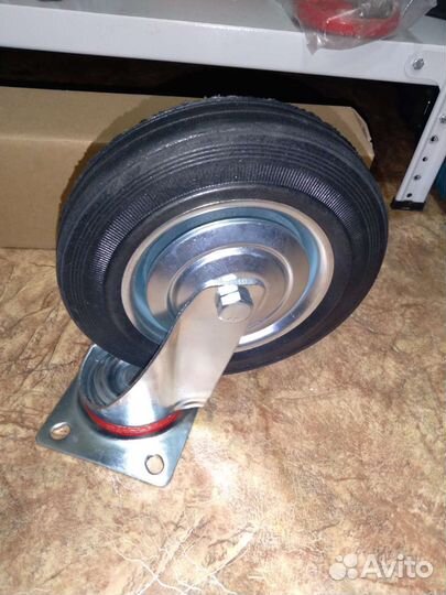 Колесо поворотное пром. 200 мм