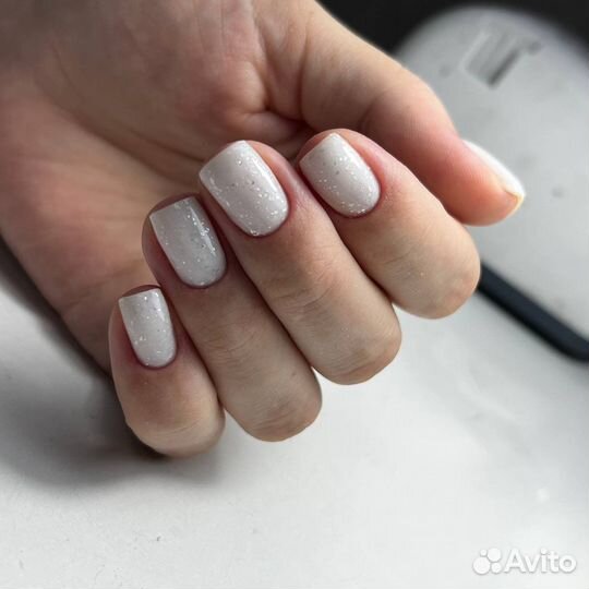 Маникюр педикюр