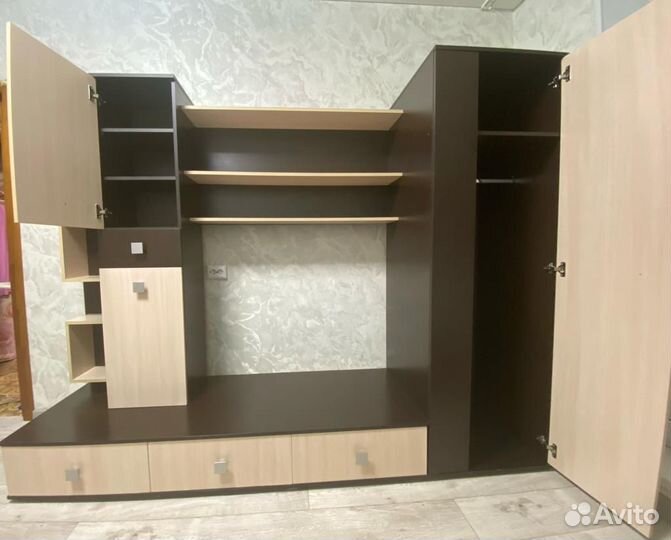 Стенка в гостиную бу