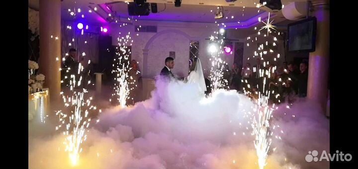 Стопроцентно реальный тяжелый дым на танец молодых