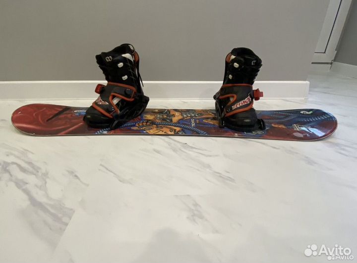 Комплект сноуборд + крепы + ботинки