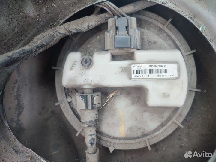 Nissan micra k12 бензонасос