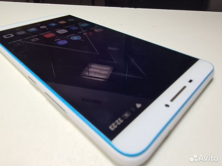 Смартфон Lenovo Tab3 7