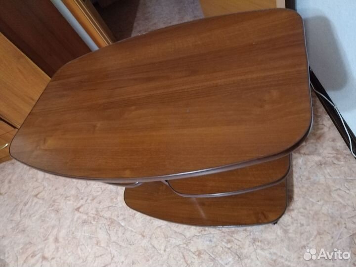 Журнальный столик на колесах бу