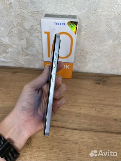 TECNO Spark 10, 8/128 ГБ