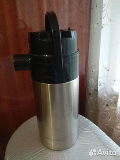 Термос с помпой, 3л. Металлический