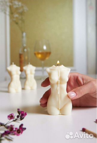 Свеча женское тело соевая