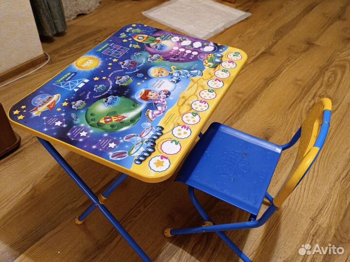 Детский стол и стул