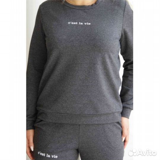 Костюм спортивный