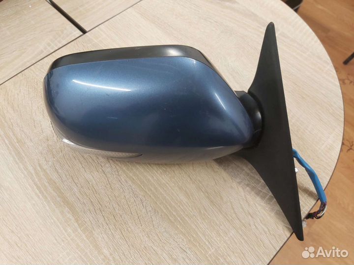 Зеркало subaru legacy BL5 2008год