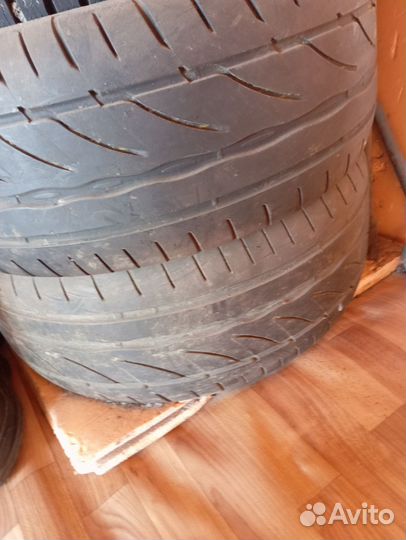 Bridgestone Potenza RE002 Adrenalin 245/45 R18