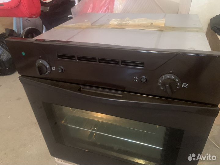Духовой шкаф Hotpoint, газовый и эл теном