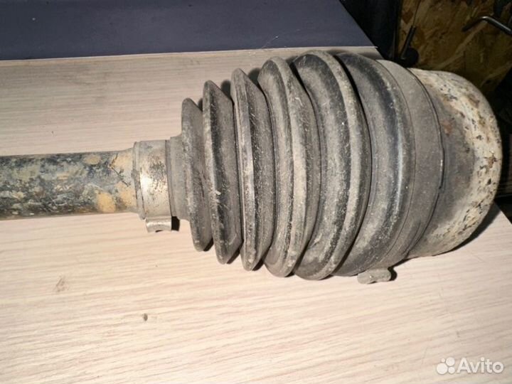 Привод передний правый Mazda 6 GH 2.0 LF17 2012