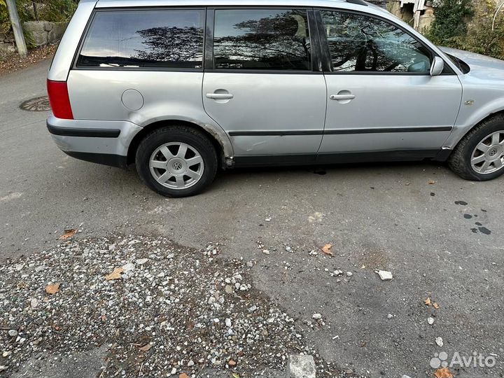 Volkswagen Passat 2.3 МТ, 2001, 113 000 км