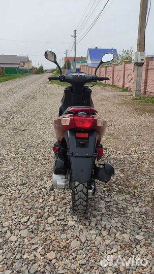 Скутер 150 кубов