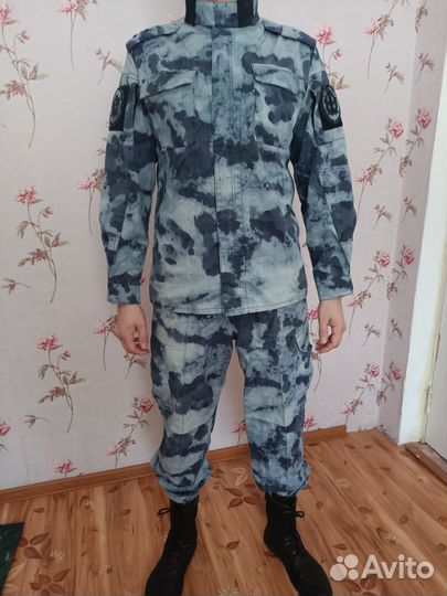 Форма синий мох