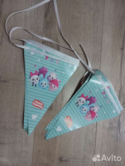 Гирлянда и колпачки Малышарики