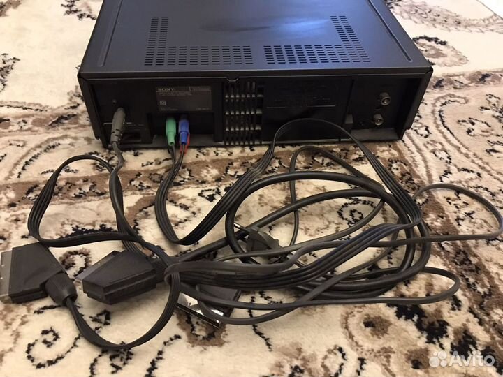 Видеомагнитофон sony
