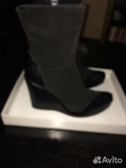 Новые черные зимние на меху полусапожки Kelton