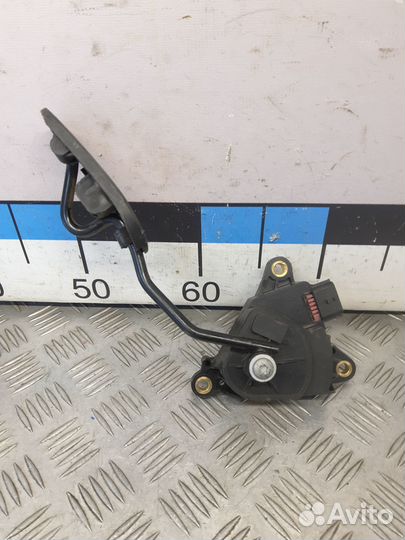 Б/У Педаль газа электронная Nissan