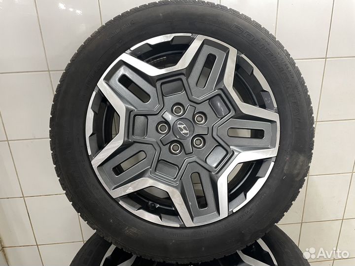 Оригинальный комплект колес Hyundai R19 как новый