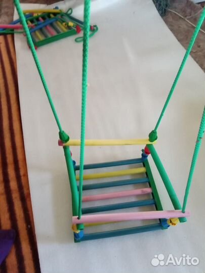 Детская качелька подвесная