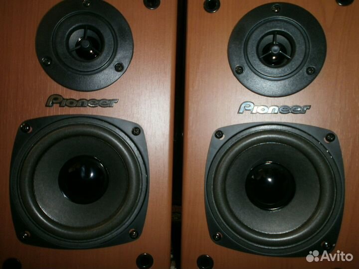 А.С. активные 36вт. Sven sps-611s (с усилителем)