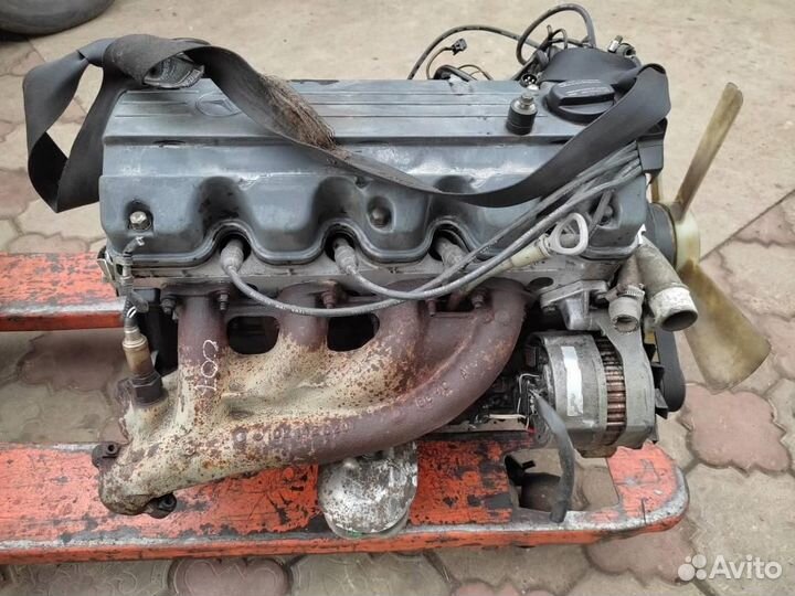 Двигатель бензин w124 E-class 102.963