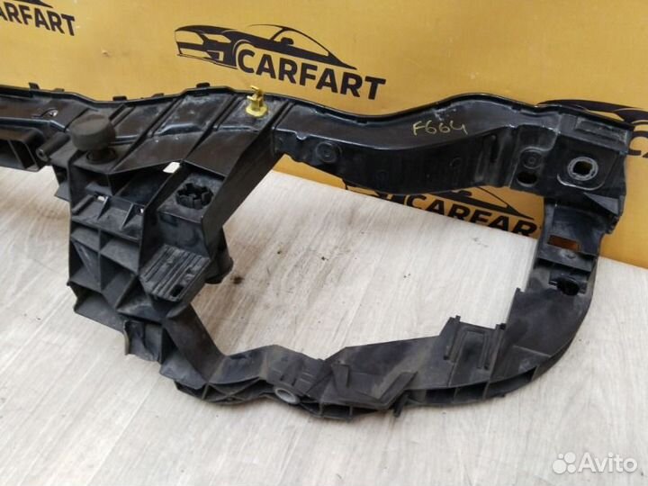 Рамка передняя (телевизор) Ford Focus 3 Хэтч CB8