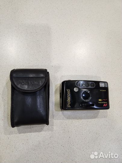 Пленочный фотоаппарат polaroid