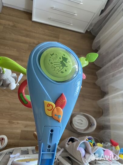 Мобиль на кроватку chicco