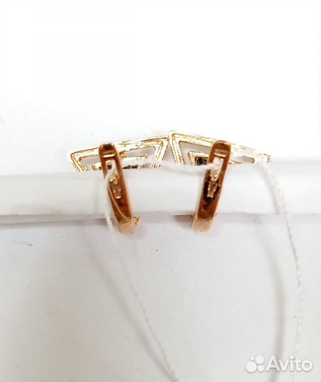 Золотые серьги