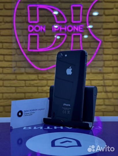 iPhone 8, 64 ГБ