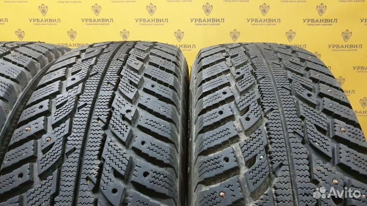 Kumho I'Zen RV Stud KC16 235/65 R17