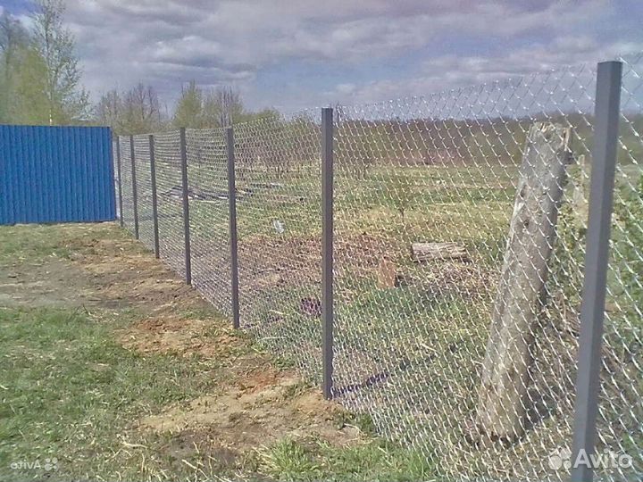 Забор из сетки рабицы под ключ