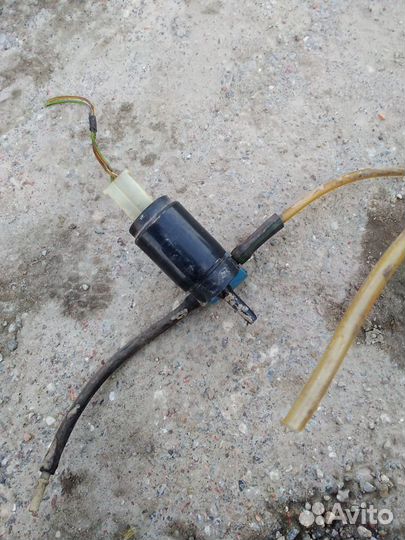 Моторчик омывателя VW T4.Фольксваген Т4