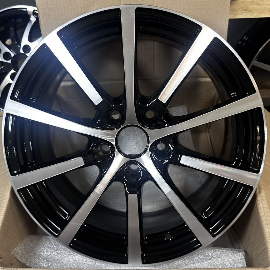 Литые диски Carwel Кентавр 7×R17 5×114.3