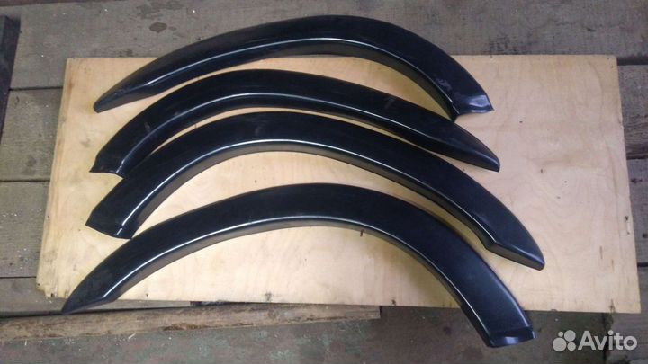 Декоративные накладки на колесные арки