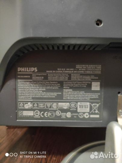 Монитор Philips