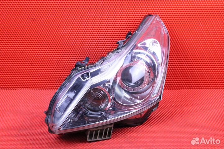 Фара левая Infiniti G37 V36 VQ37VHR 26060-1NC7B