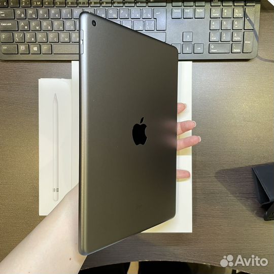 iPad 9 2021 64gb wifi + apple pencil 1