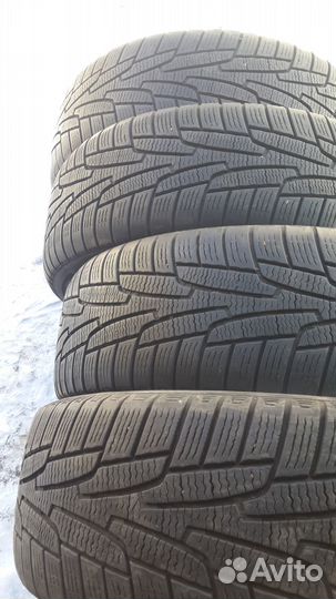 R17 Kumho I'Zen KW31 225/60, PCD 5x114.3 DIA 66.1