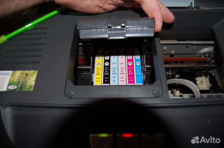 Цветной струйный принтер epson stylus photo R270