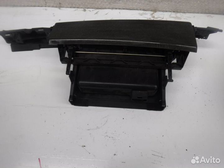 Вещевой отсек BMW 7 F01/F02