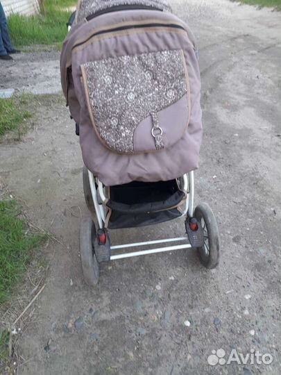 Прогулочная коляска б/у