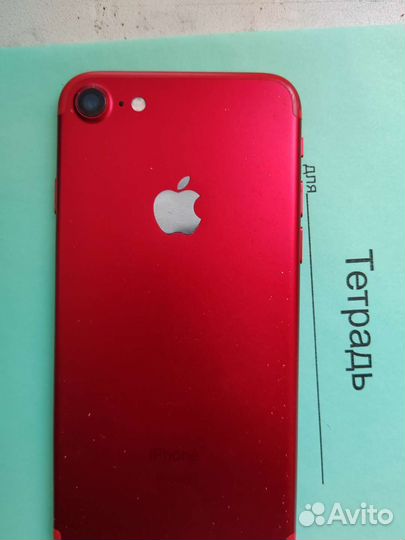 Продам iPhone 7