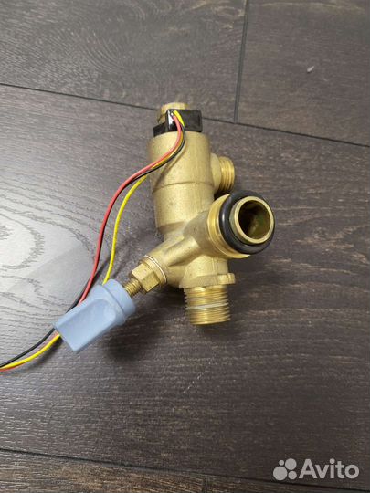 Трёхходовой клапан Arderia