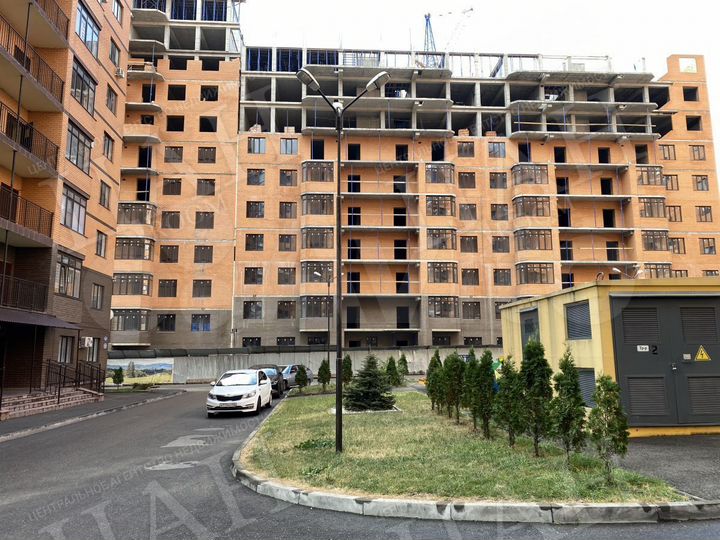 2-к. квартира, 73,8 м², 1/12 эт.